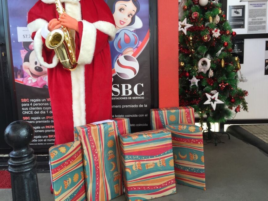 papa-noel-sbc-gasolineras.original
